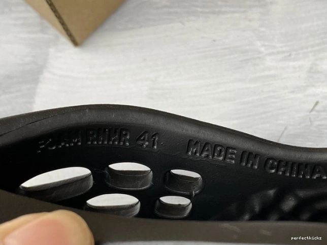 Yeezy Foam Slide Runner 0820